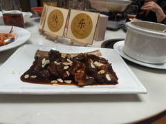 -泓历皇朝酒店(东亭店)