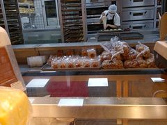 -鲍师傅糕点(江苏路店)