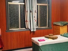 -国医整脊馆(武夷路店)