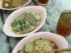 -榮泰米粉湯(Left Shop)