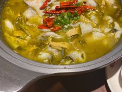 酸菜巴沙鱼-渝是乎酸菜鱼(龙旗购物中心店)