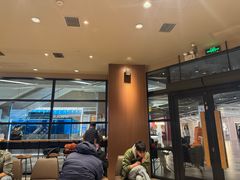 -星巴克(上海虹桥新天地二店)