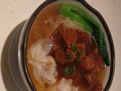 云吞牛肉面-龙记香港茶餐厅