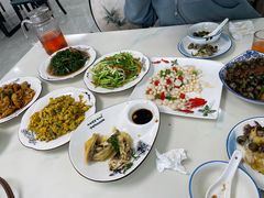 -七的湖·晚芳亭·阳澄湖农家菜·大闸蟹(莲花岛店)