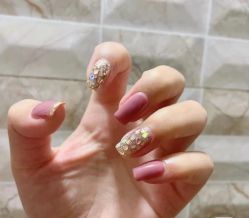 -媄甲诗美甲美睫