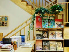 -猫的天空之城概念书店(杭州南宋御街店)