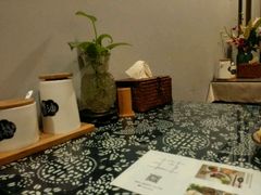 -蜗牛小馆醉乡民谣云南菜(惠新西里店)