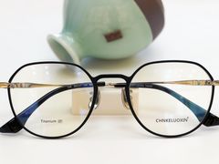 -潘多拉眼镜·蔡司依视路明月(潘家园店)