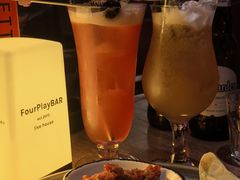 -FOUR PLAY BAR