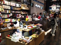 -酷乐潮玩(城西银泰城店)