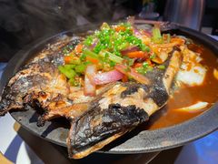 -鸣记脆皮烤鱼·海鲜烤鱼(三八广场店)