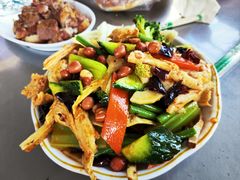 素拼-佰运猪蹄(高陵店)