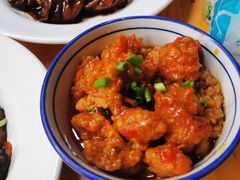 辣肉面-沪西老弄堂面馆(定西路店)