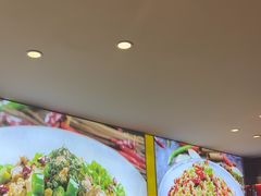 -川流不息·地道川菜·小龙虾(松东路店)