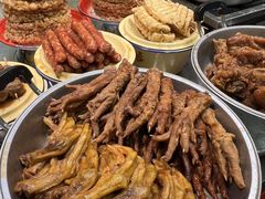 -柳州肥姨妈大骨螺蛳粉(万达中心店)