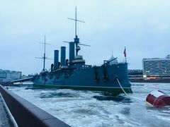 -阿芙乐尔号巡洋舰