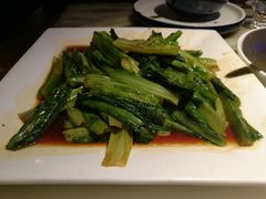 油麦菜-绿茶餐厅(光谷世界城步行街店)