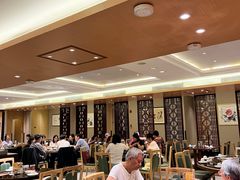 -广州中心皇冠假日酒店·百粤楼