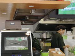 -老乡鸡(武汉中南梅苑小区地铁站店)