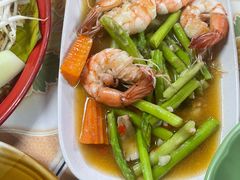 -Kat's Kitchen