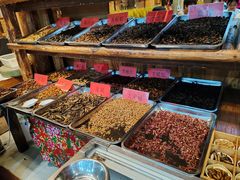 -昆虫窝子·特色云南菜(拓东路总店)