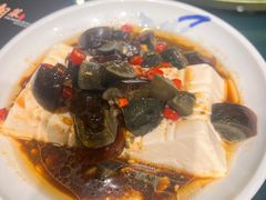 -回家乡湘菜馆(凌奥店)