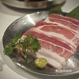 在韩国吃草料！！！在中国吃烤肉