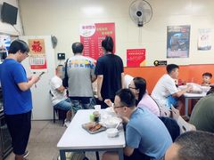大堂-海平馄饨(逍遥二路店)