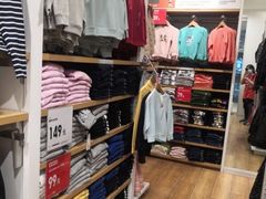 -优衣库(上海虹口龙之梦店)