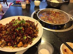 -鸿喜足健康足道采耳艾灸(南纬路店)