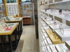-宝岛眼镜·蔡司·依视路·青少儿近视防控验配中心(太白印象城店)