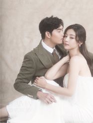 -雪中彩影婚纱摄影·微光艺术中心