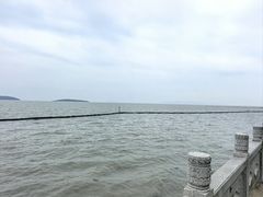 -麓舍全景太湖温泉别墅团建拓展会议亲子