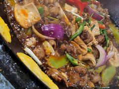 -咊记茅草棚柴火鸡(乌当店)