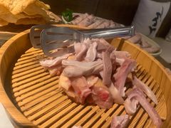 -尚尚仙·酸汤猪手·猪肚鸡火锅(华联万柳购物中心店)