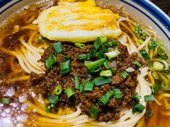 -聚合鑫东北熏酱熟食麻辣面(长阳店)