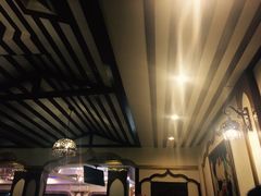 -维吾尔餐厅(宜山路店)