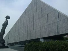 -侵华日军南京大屠杀遇难同胞纪念馆-停车场