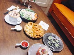 -ZING COFFEE 镜咖啡