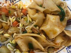 -关陇秦脉凉皮·油泼面(工农路圆融广场店)