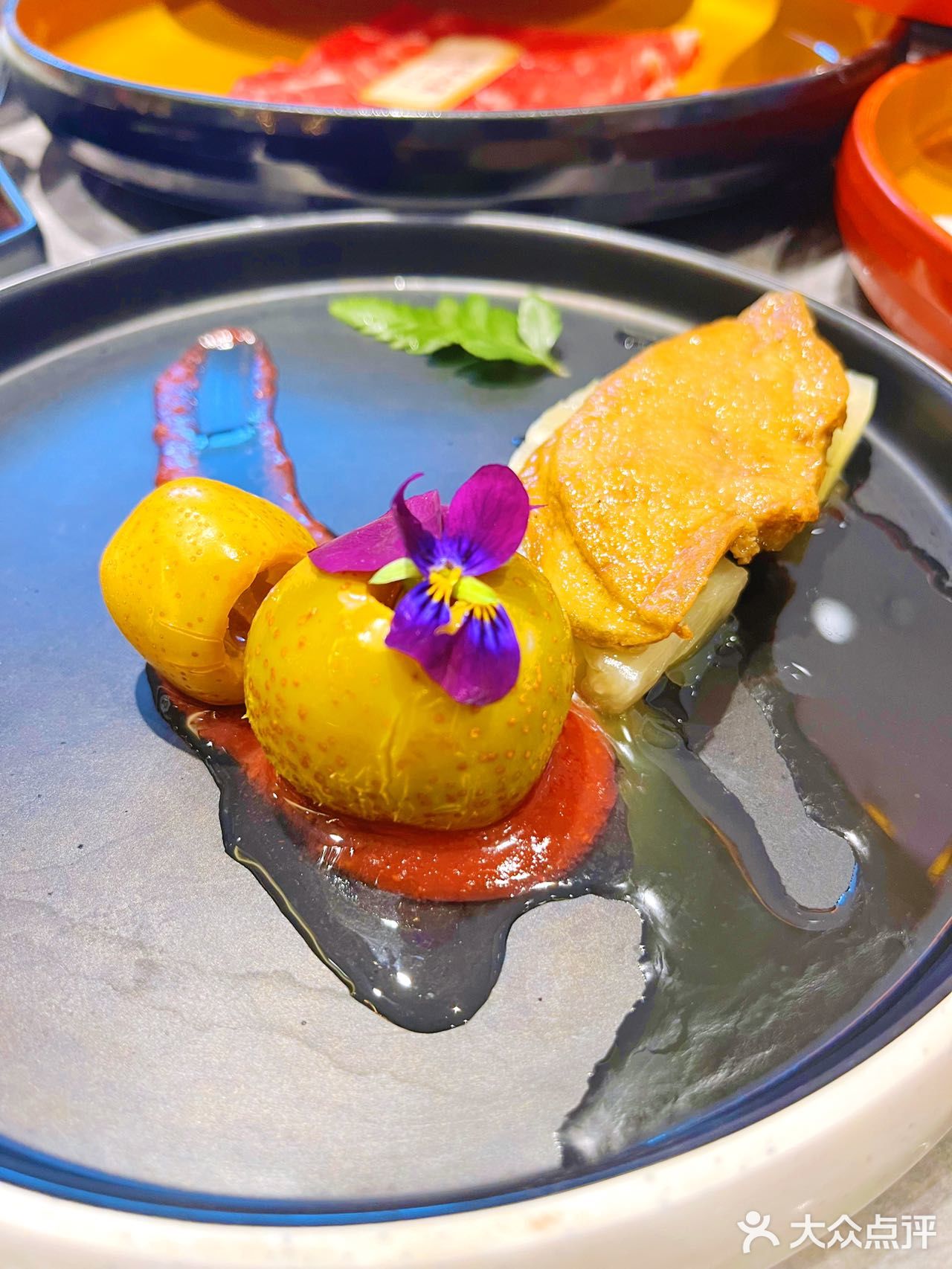 三八带妈妈来吃一绪啦！M9和牛草莓炒酸奶不限量