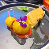 三八带妈妈来吃一绪啦！M9和牛草莓炒酸奶不限量