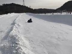 -玉龙滑雪场