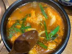 辣小牛排汤-炎蔵牛舌烤肉