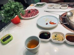 -洪氏嗨捞·猪肚鸡火锅(阳光天地店)