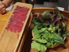 -野山舂·贵州现舂酸汤火锅(鸿通城店)