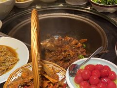 -挂旗柴锅鸡(蚌山区嘉年华店)