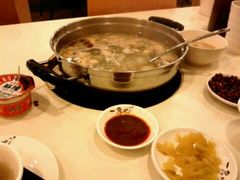 本鸡鸡窝-一席地·本地鸡窝·杭帮鸡火锅(萧山银隆百货店)