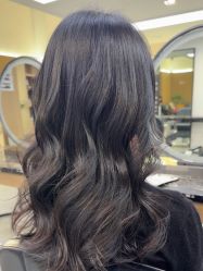-诗悦发型烫染SALON
