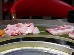 -哈哈碳都·牛肋条无限自助烤肉(台江万达店)